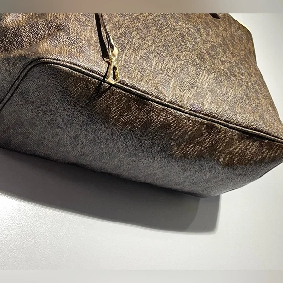 Michael Kors Brown and Cream Tote Bag - Picture 4 of 7